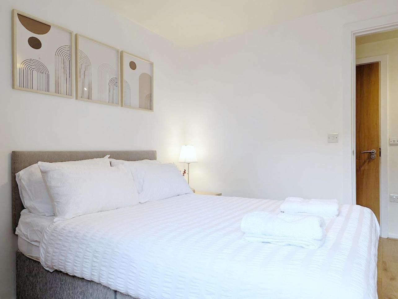 Guest Room In City Centre Near Key Attractions Liverpool Exteriör bild